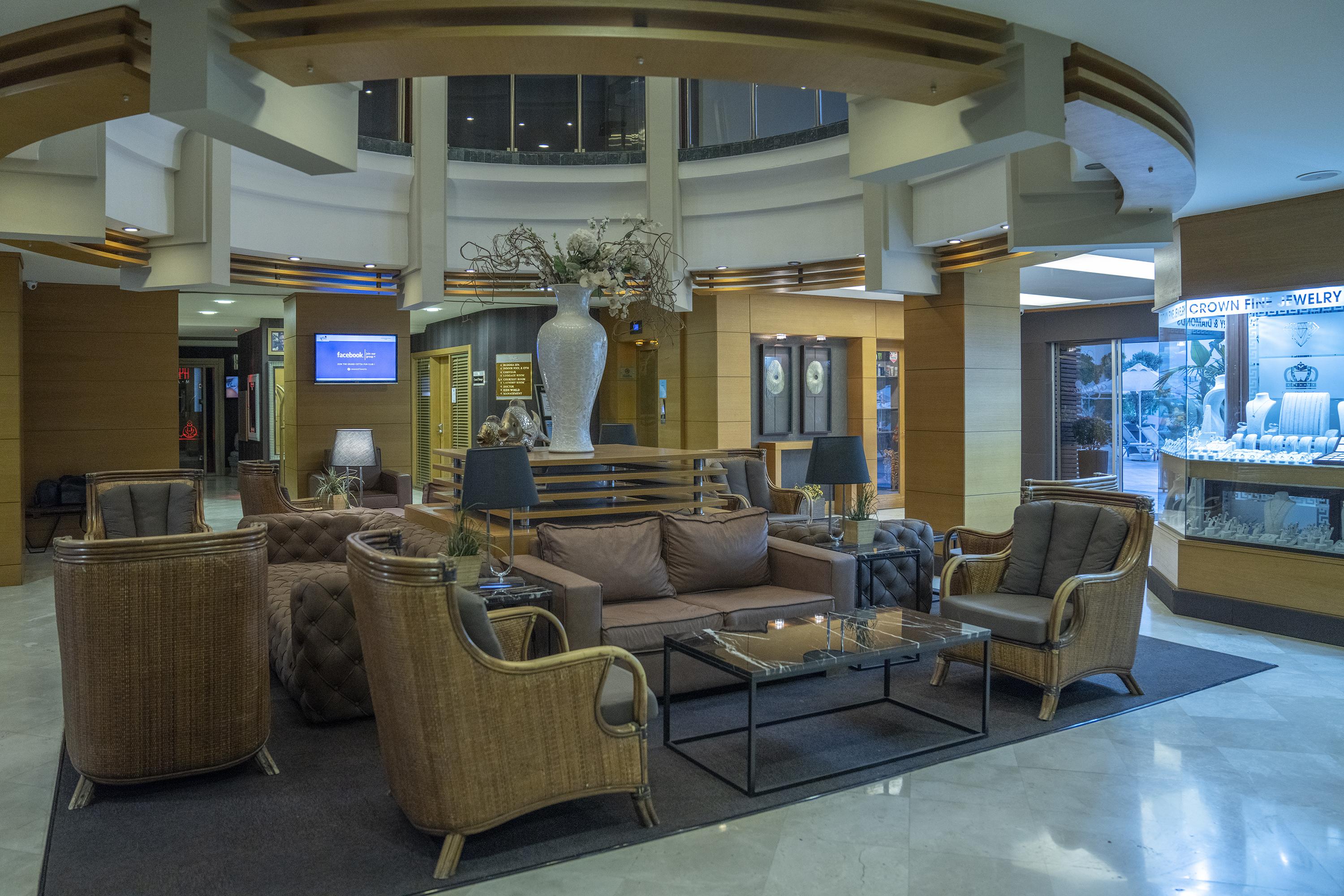 מרמריס Grand Cettia Hotel מראה חיצוני תמונה