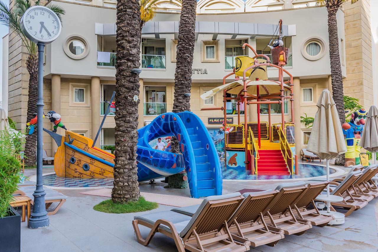 מרמריס Grand Cettia Hotel מראה חיצוני תמונה