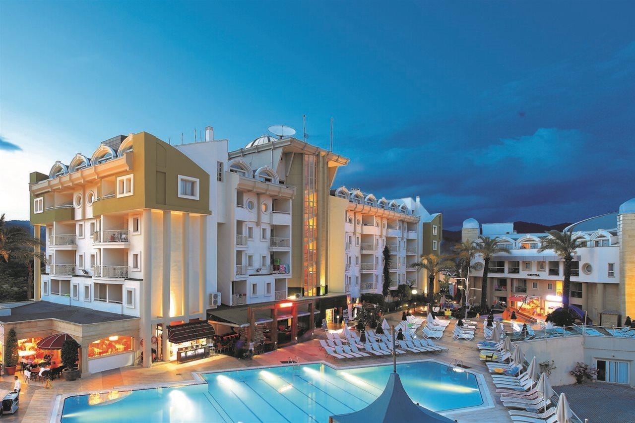 מרמריס Grand Cettia Hotel מראה חיצוני תמונה